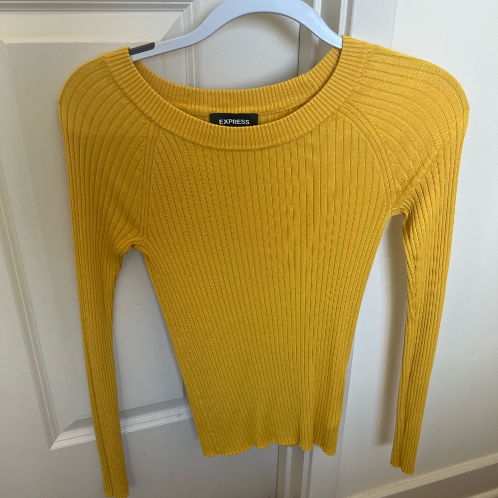 Express yellow round neck fitted sweater